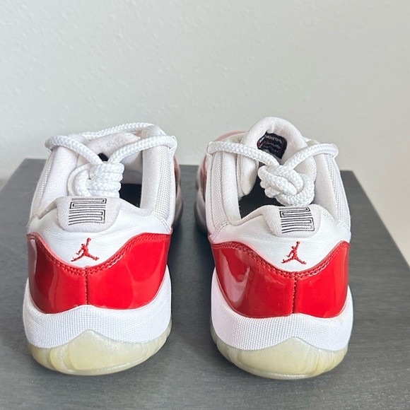 Air Jordan 11 Retro 2016 Low Cherry main image 5